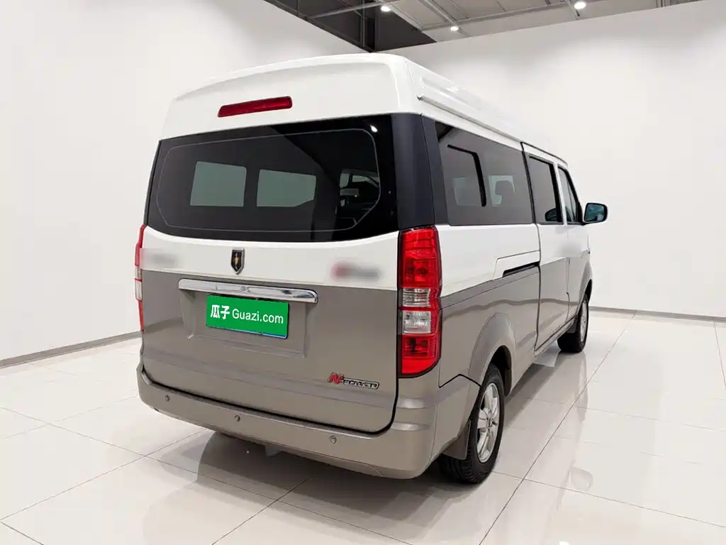 Jinbei Hiace X30L — фото 6