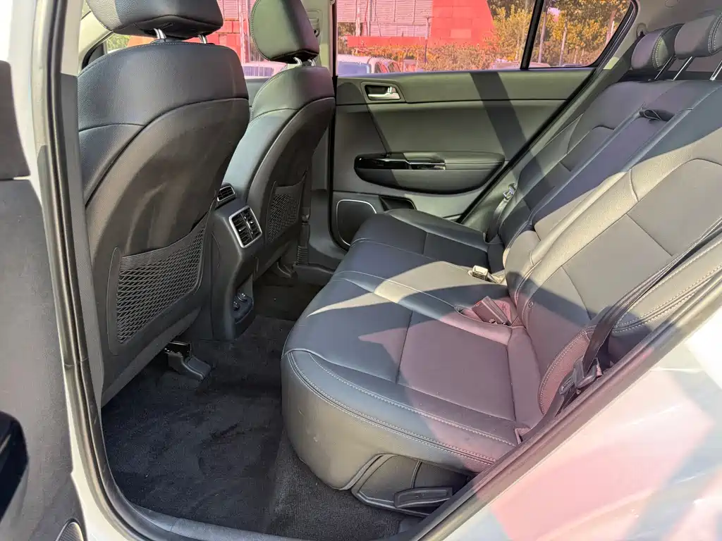 Kia KX5 — фото 8