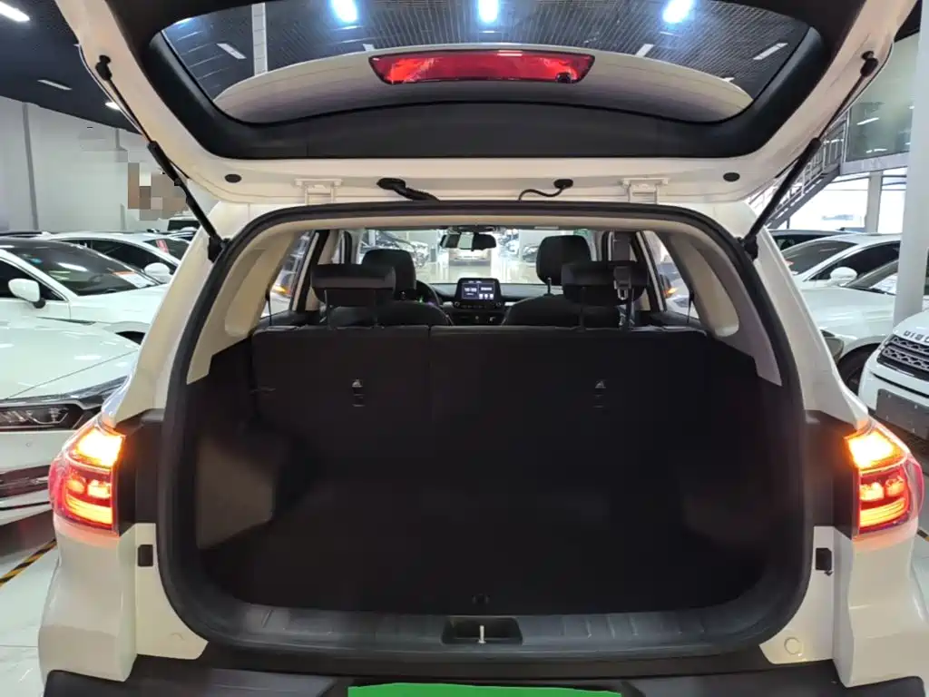 Kia Sportage — фото 19