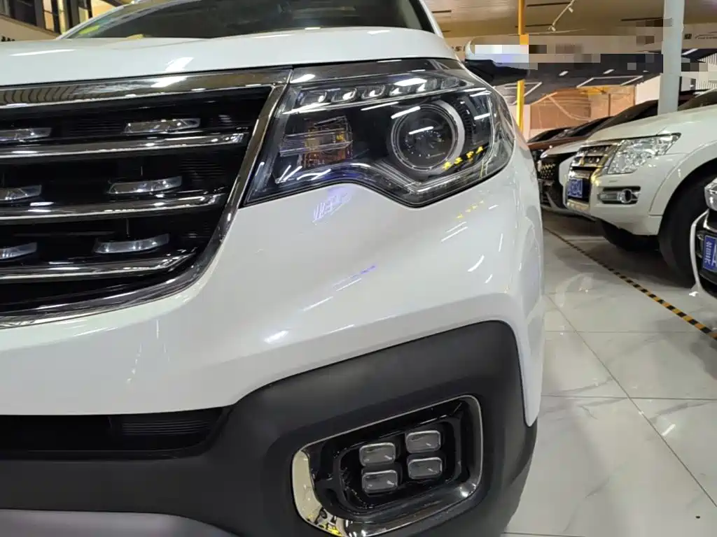 Kia Sportage — фото 24
