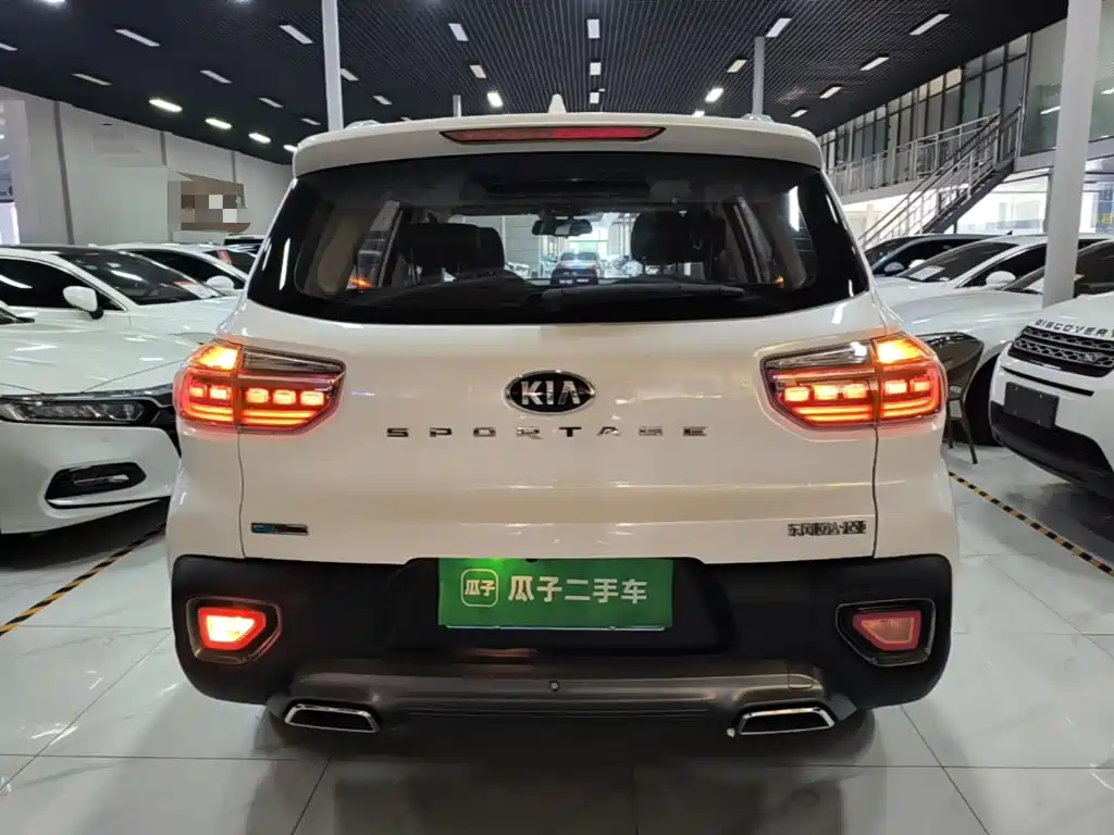 Kia Sportage — фото 6