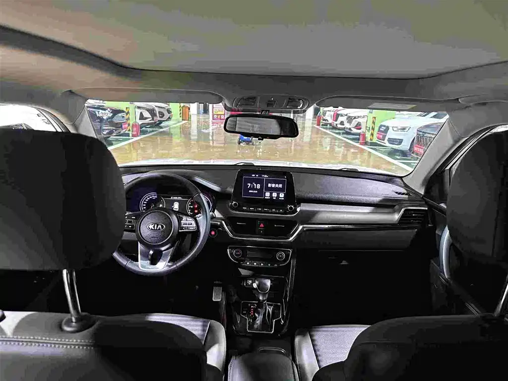 Kia Sportage — фото 5