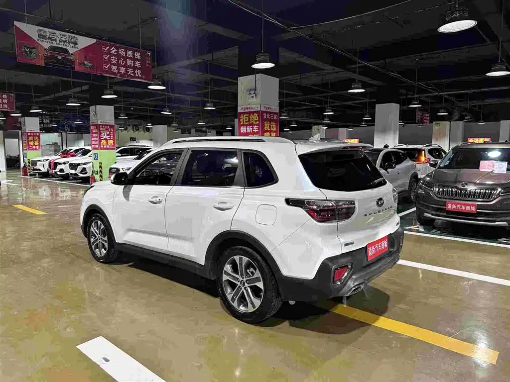 Kia Sportage — фото 7