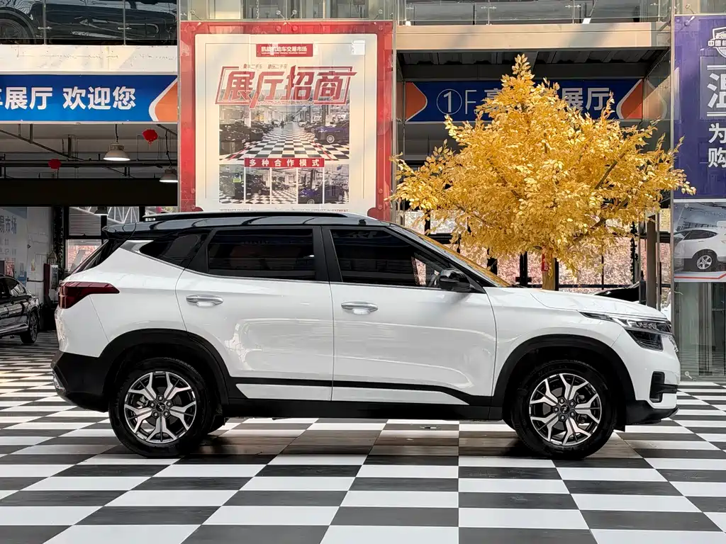 Kia KX3 — фото 4