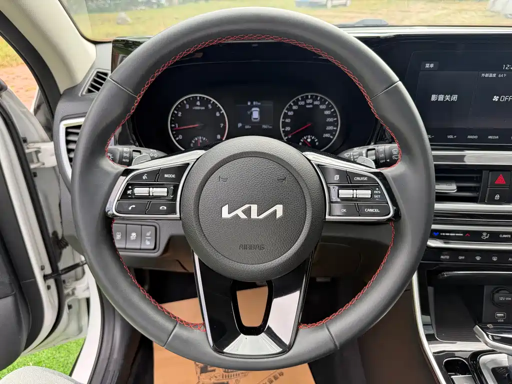 Kia KX3 — фото 14