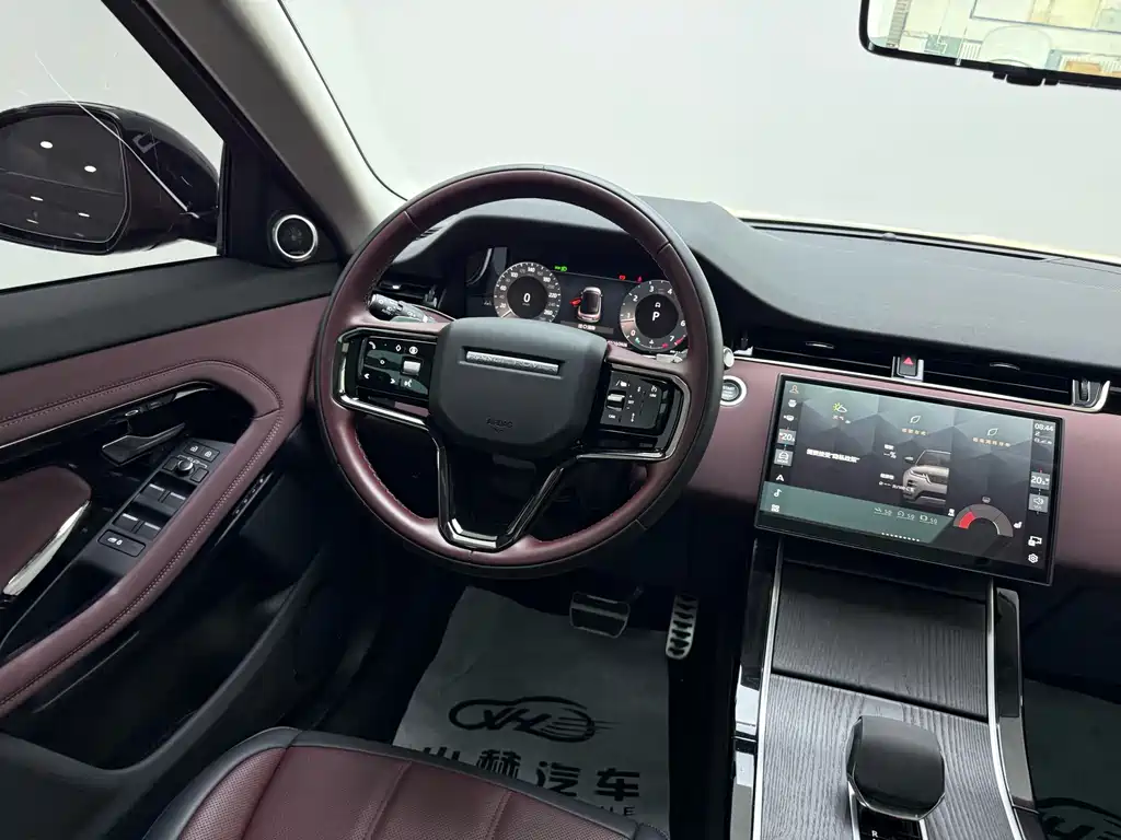 Land Rover Evoque — фото 10