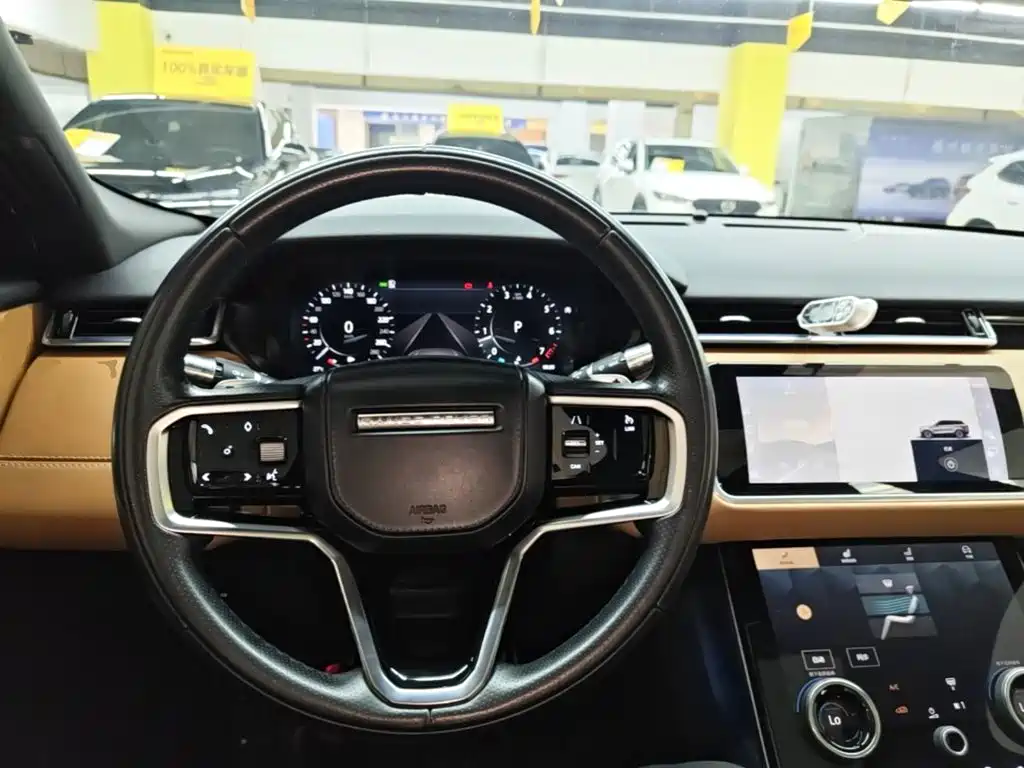 Land Rover Velar — фото 11