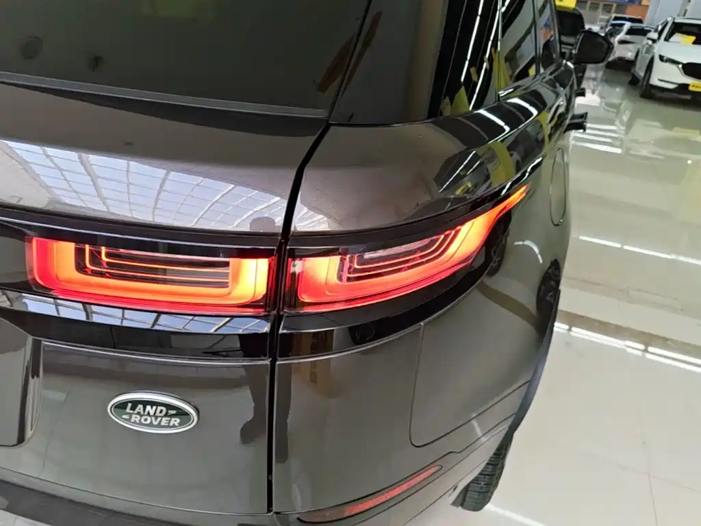 Land Rover Velar — фото 8