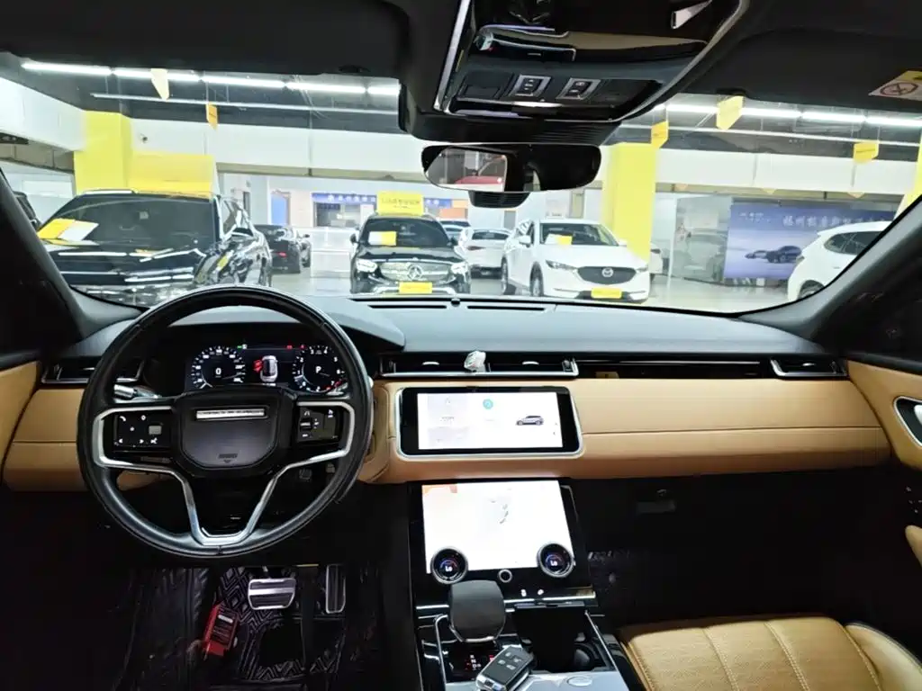 Land Rover Velar — фото 10