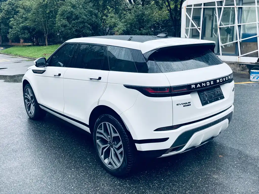 Land Rover Evoque — фото 4