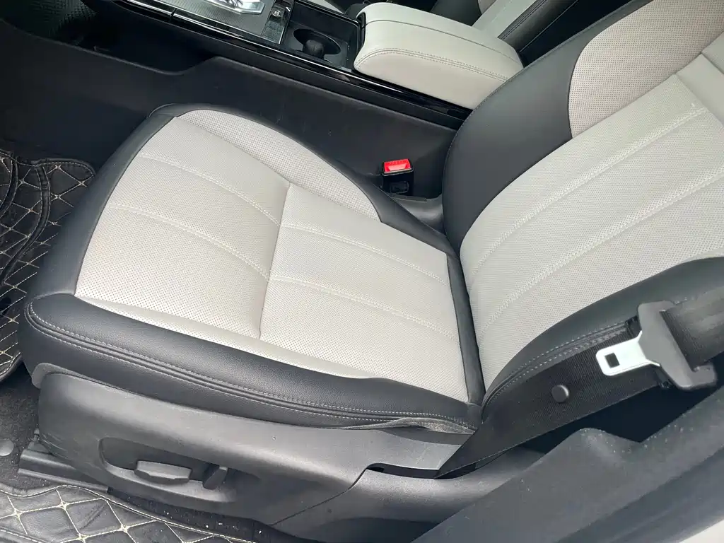 Land Rover Evoque — фото 9