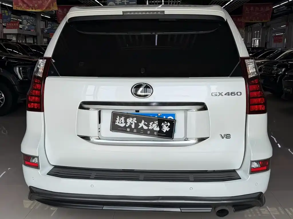 Lexus GX — фото 8