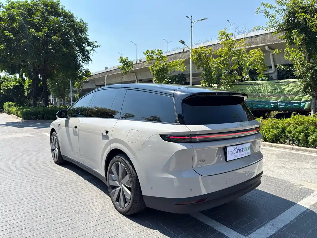 Li Auto Li i8 — фото 8