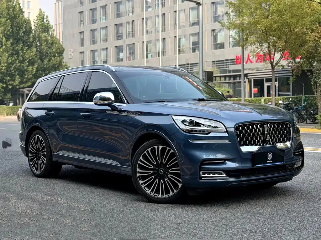 Lincoln Aviator — фото 3