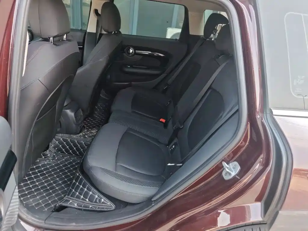 MINI Mini Clubman — фото 17