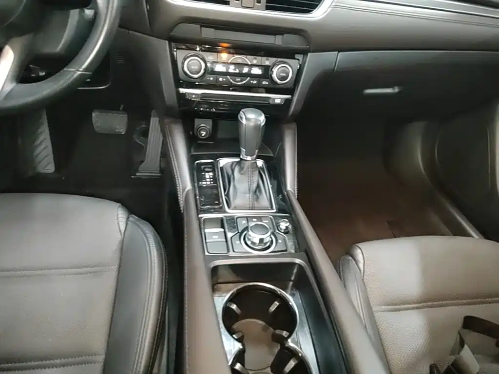 Mazda Atenza — фото 14