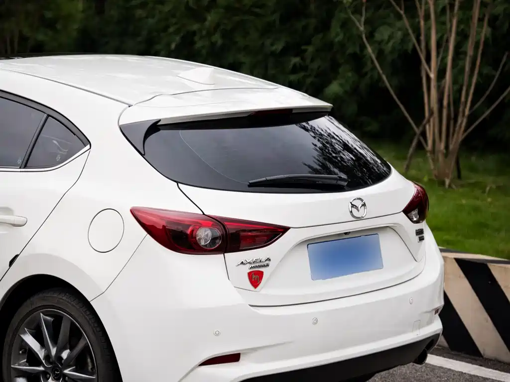 Mazda 3 Axela — фото 6