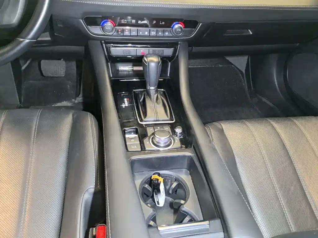 Mazda Atenza — фото 14
