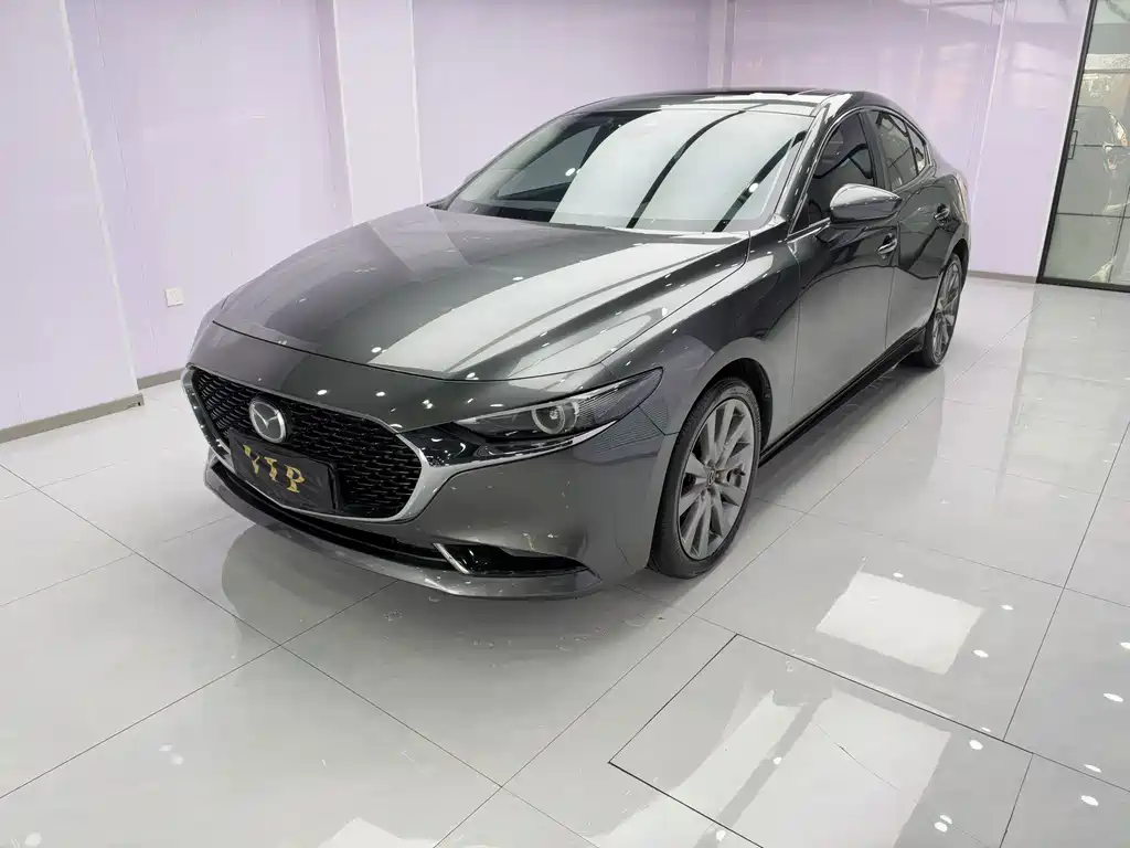 Mazda 3 Axela — фото 1
