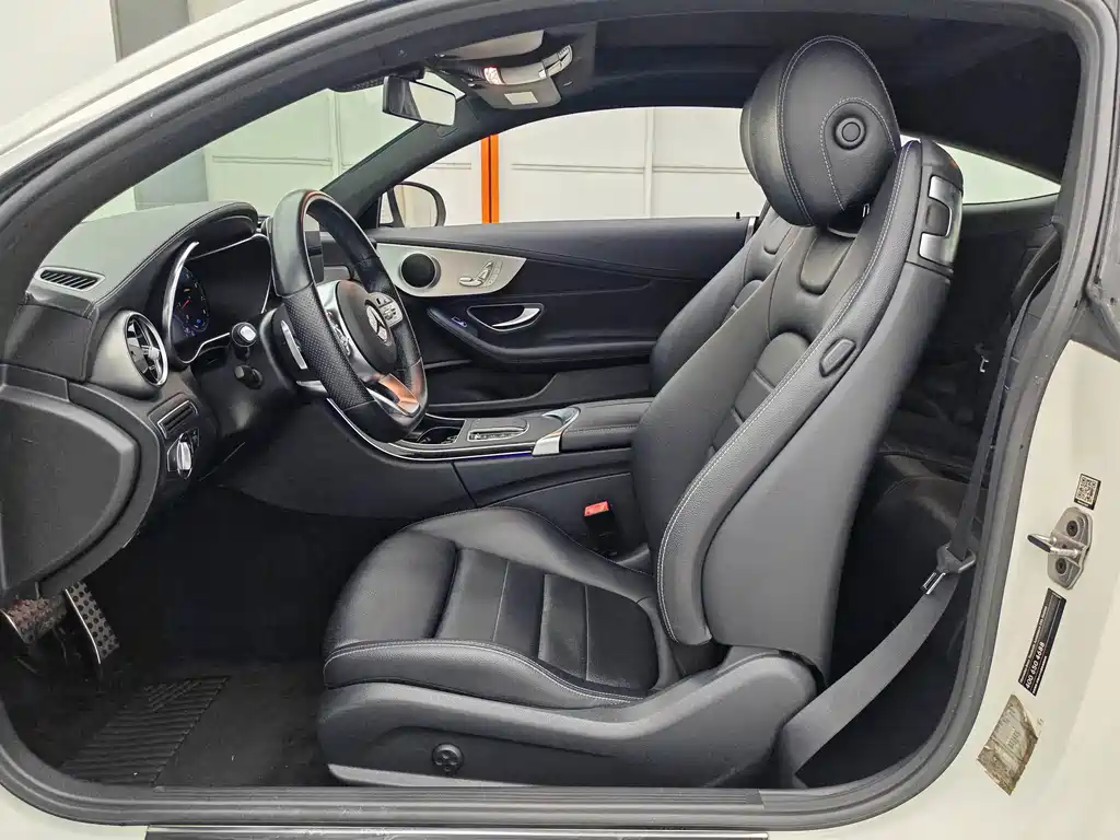 Mercedes-Benz C-Class (Import) — фото 5
