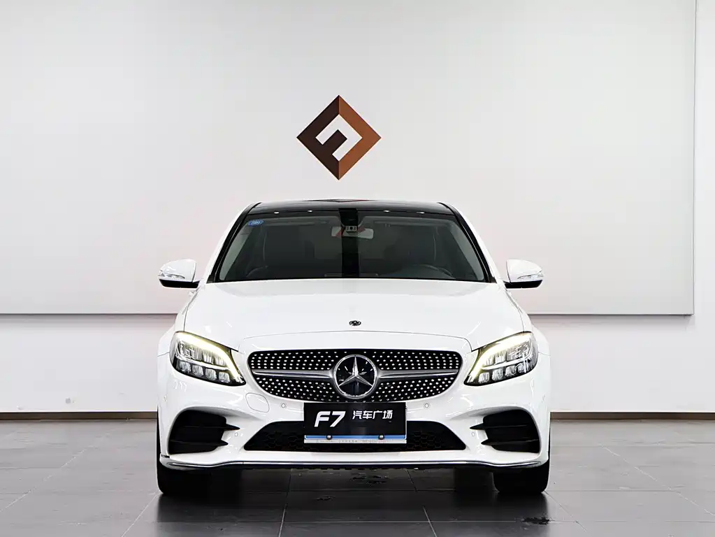 Mercedes-Benz C-Class — фото 2