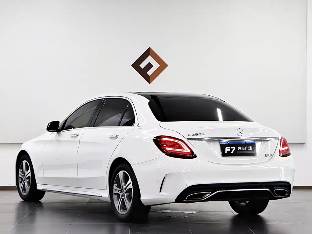 Mercedes-Benz C-Class — фото 4