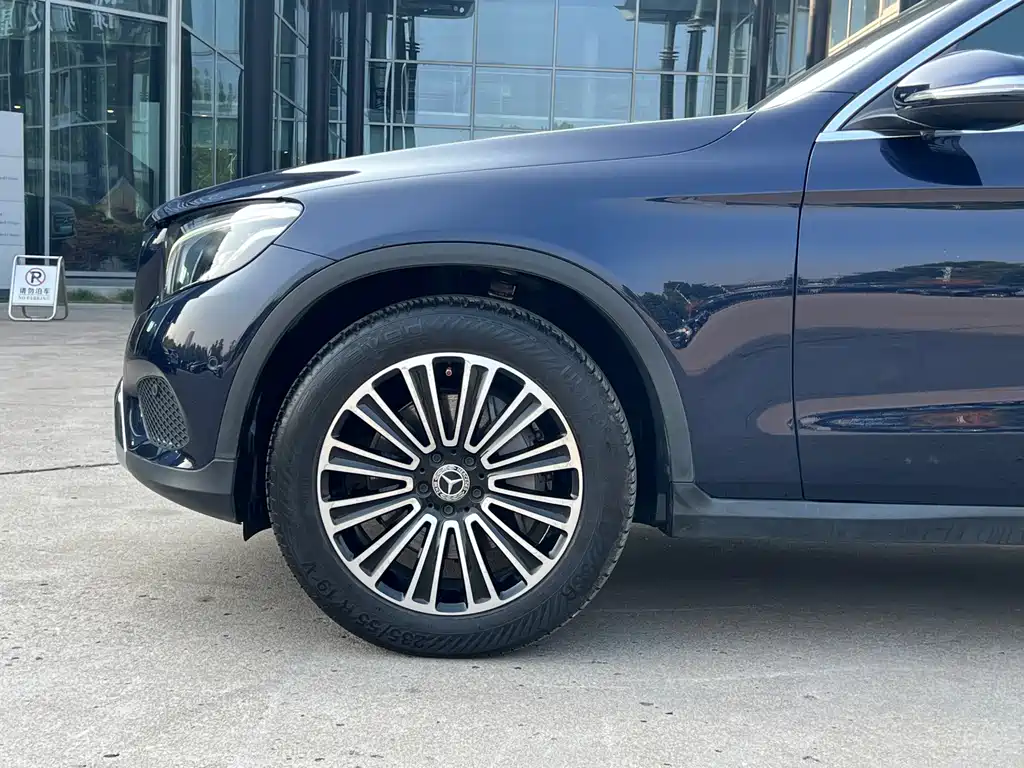 Mercedes-Benz GLC — фото 4