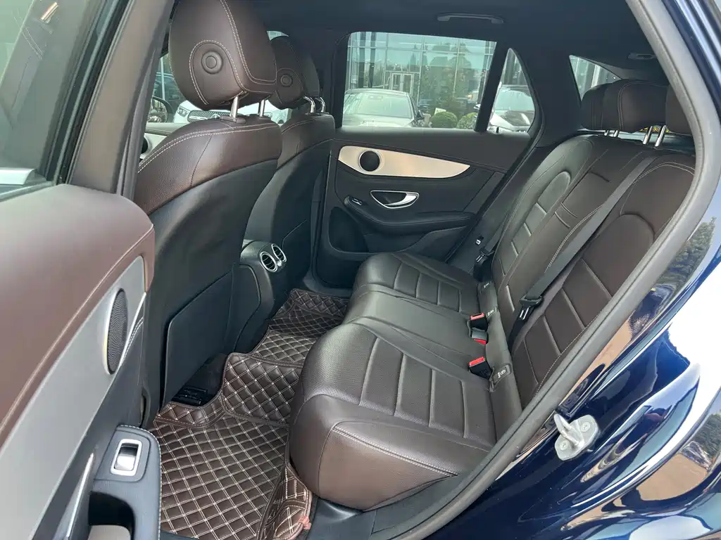 Mercedes-Benz GLC — фото 10