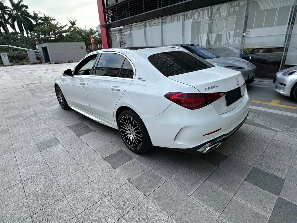 Mercedes-Benz C-Class — фото 13
