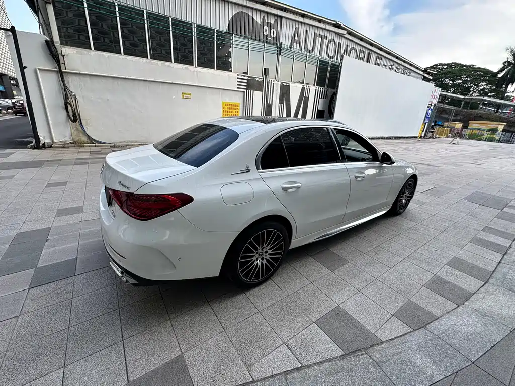 Mercedes-Benz C-Class — фото 15