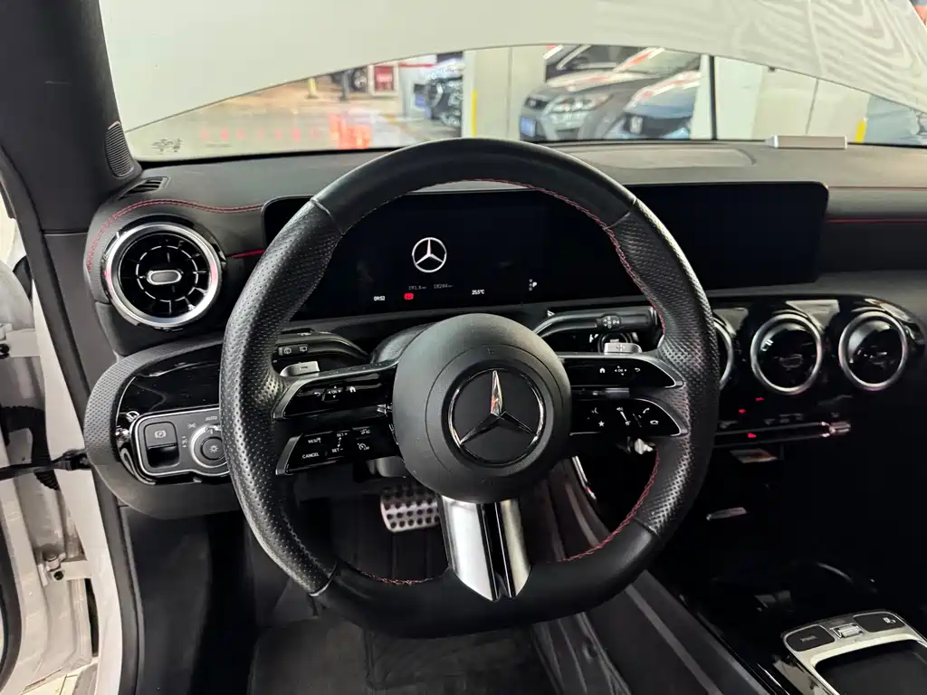 Mercedes-Benz CLA (Import) — фото 5