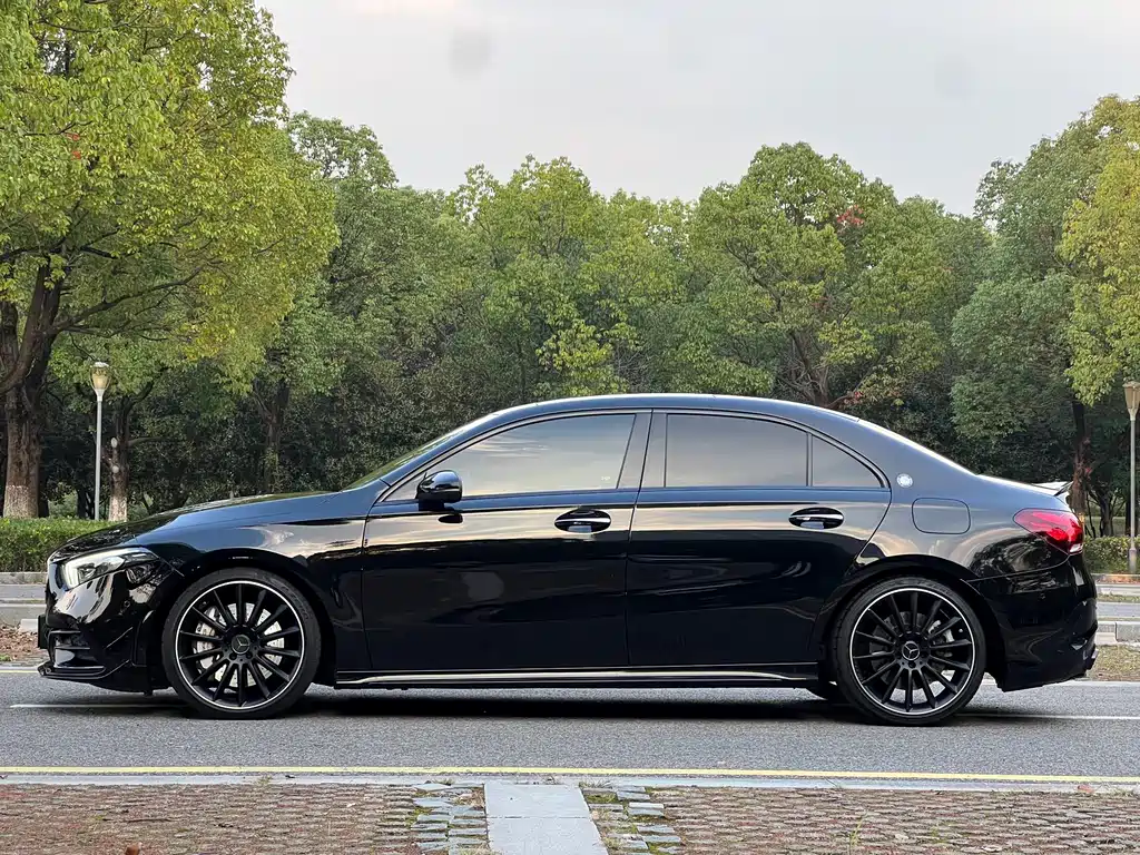 Mercedes-Benz A-Class AMG — фото 4