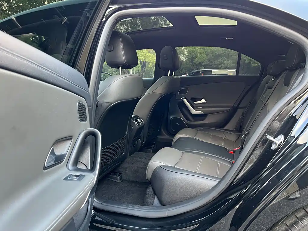 Mercedes-Benz A-Class AMG — фото 8