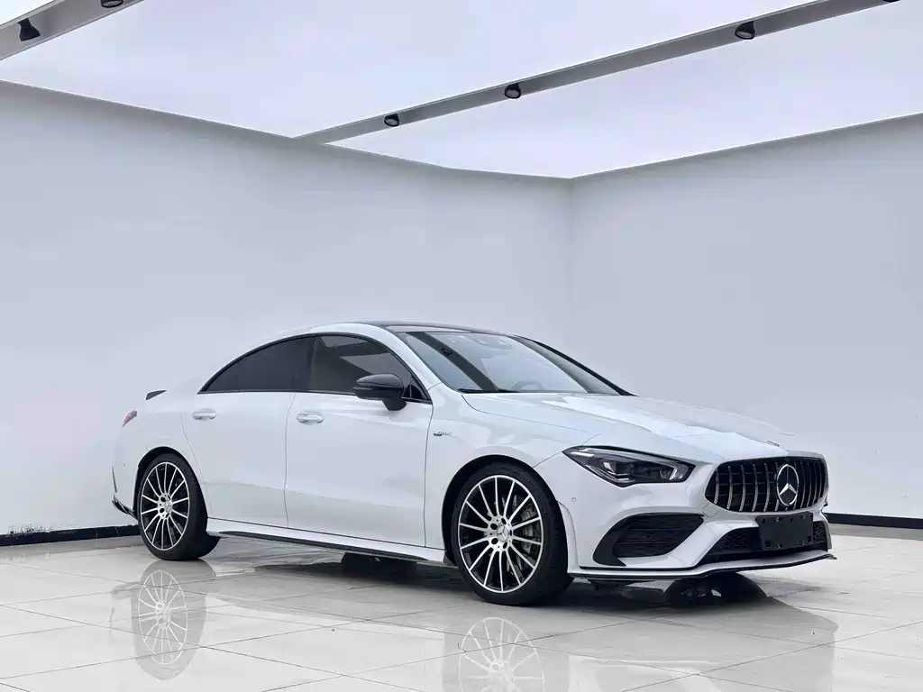 Mercedes-Benz CLA AMG — фото 2