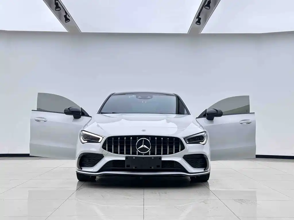 Mercedes-Benz CLA AMG — фото 4