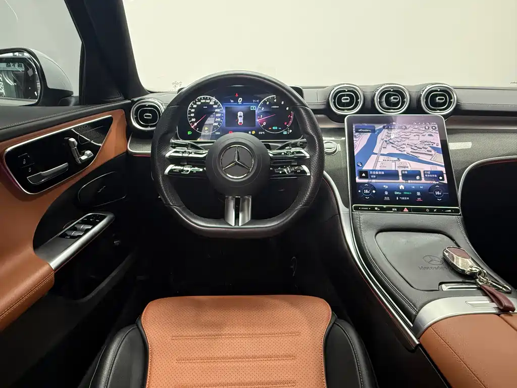 Mercedes-Benz C-Class — фото 13
