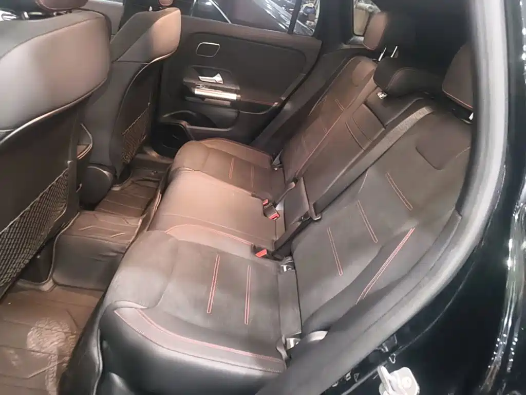 Mercedes-Benz GLA AMG — фото 17