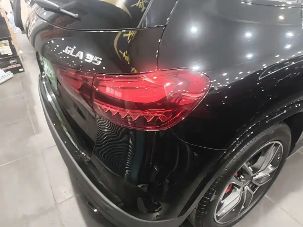 Mercedes-Benz GLA AMG — фото 8