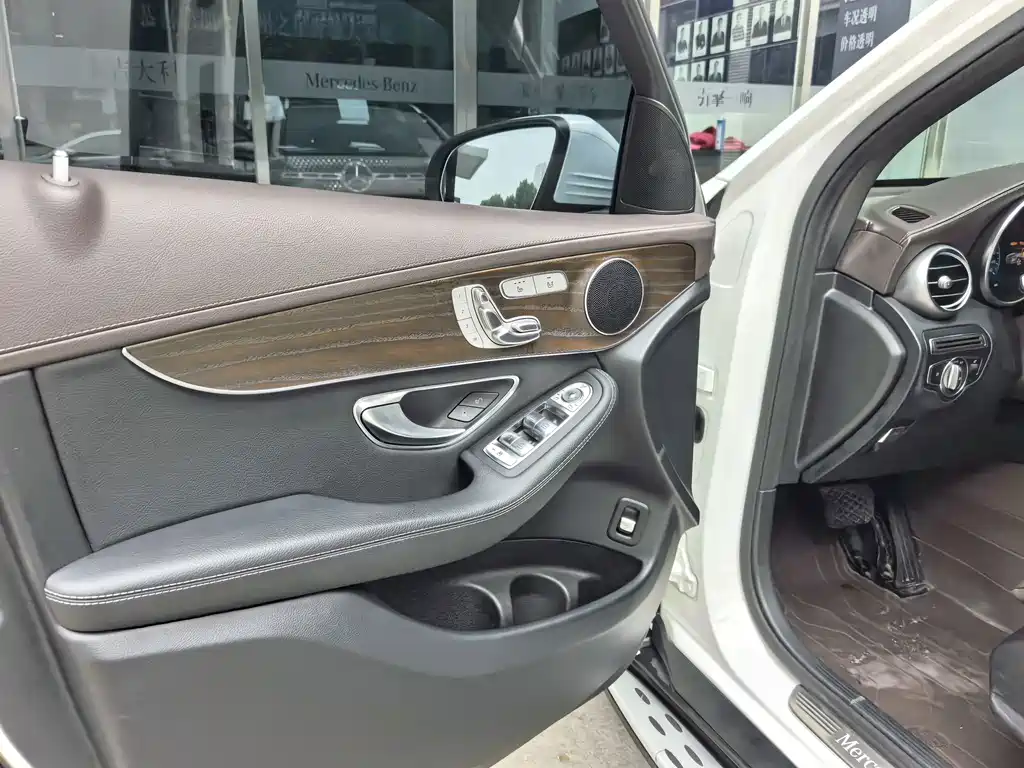 Mercedes-Benz GLC — фото 19