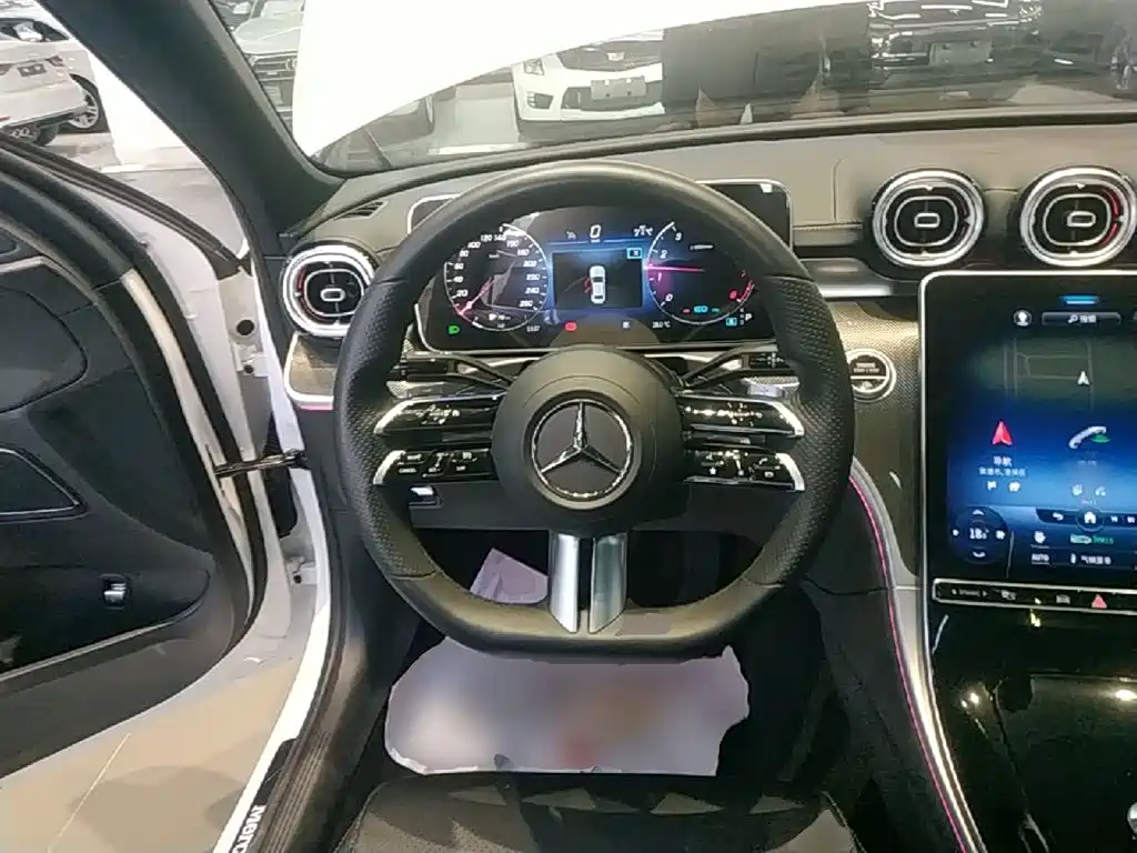 Mercedes-Benz C-Class — фото 11
