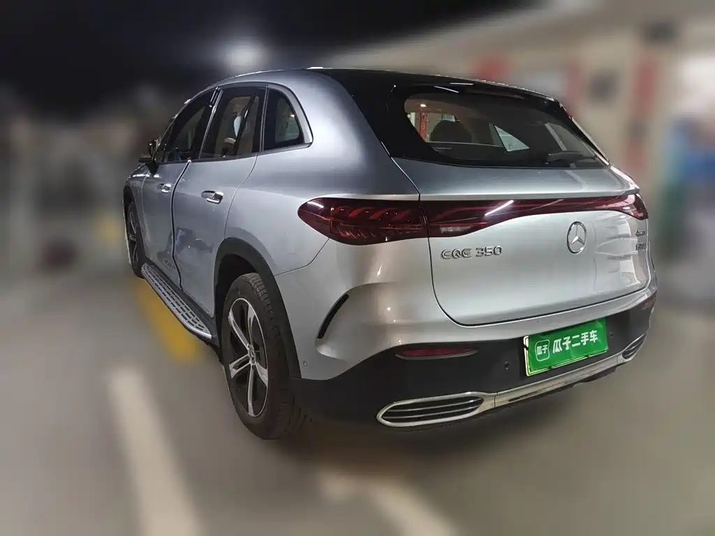 Mercedes-Benz EQE SUV — фото 4