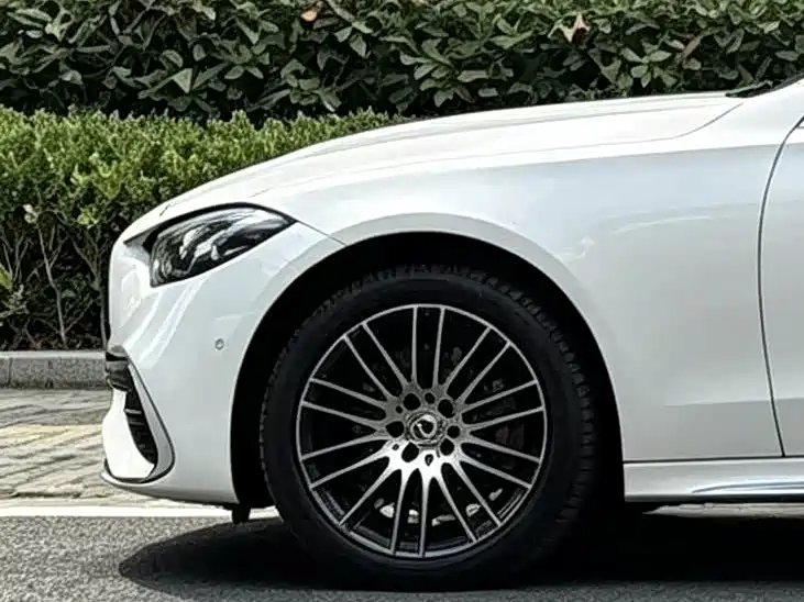 Mercedes-Benz C-Class — фото 14