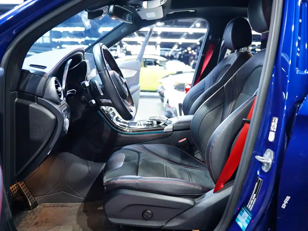 Mercedes-Benz GLC AMG — фото 17