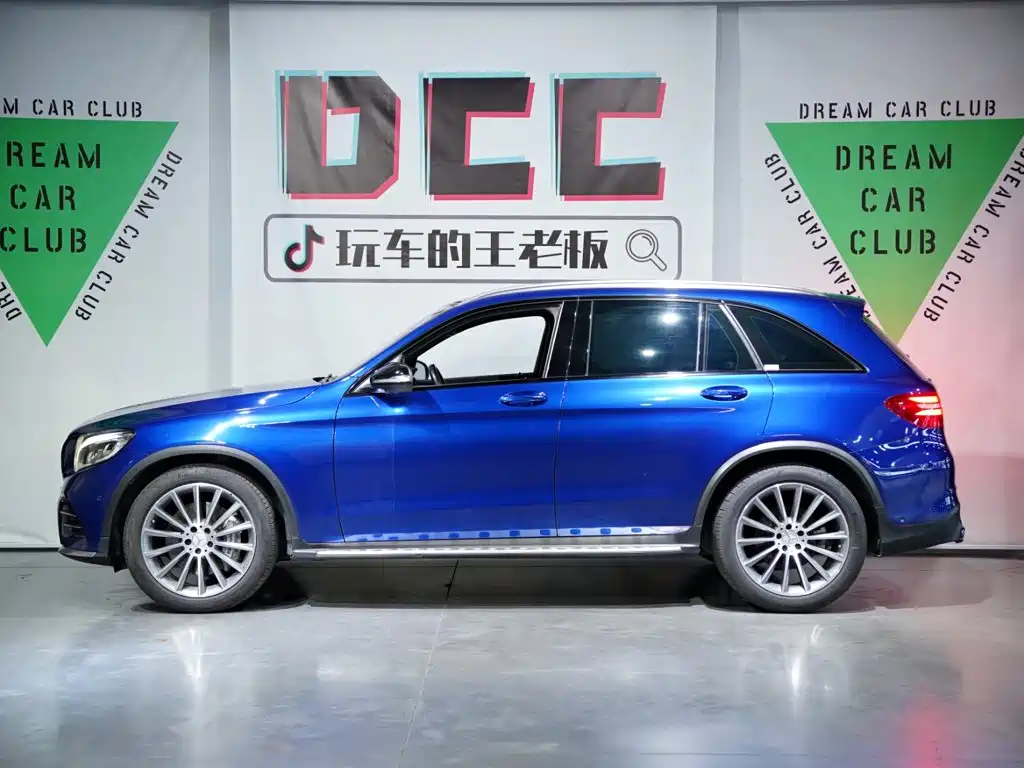 Mercedes-Benz GLC AMG — фото 10