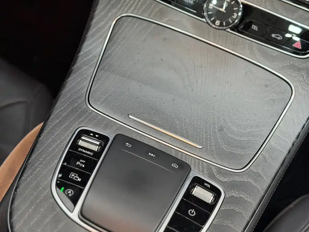 Mercedes-Benz CLS — фото 15
