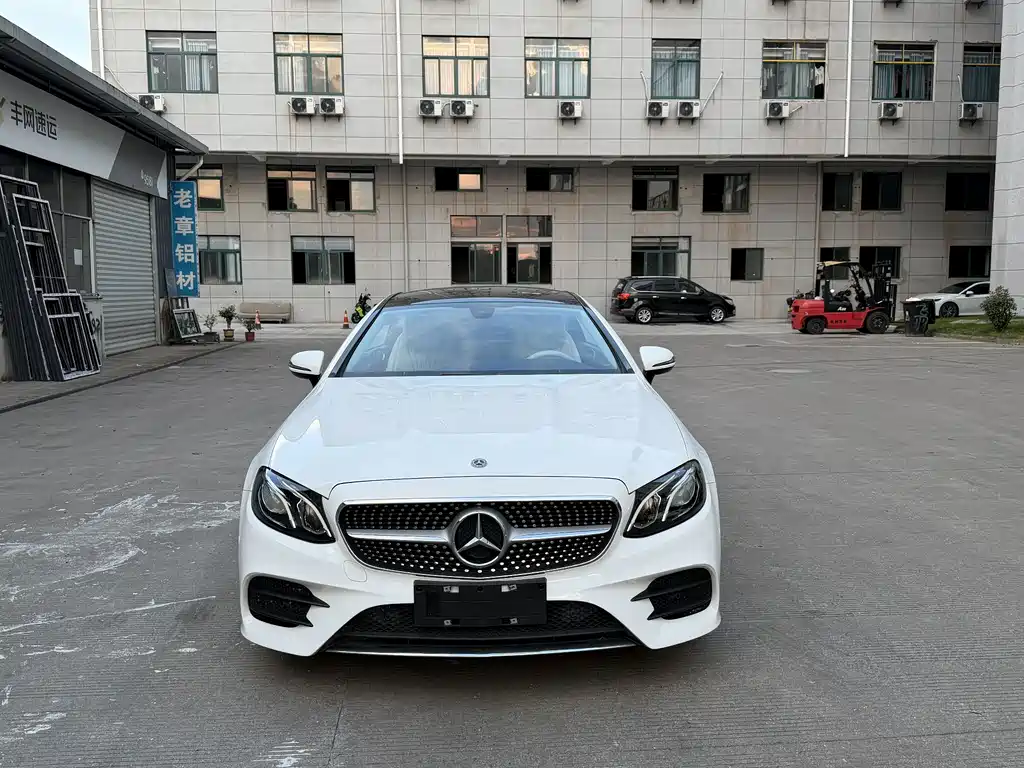Mercedes-Benz E-Class (Import) — фото 2