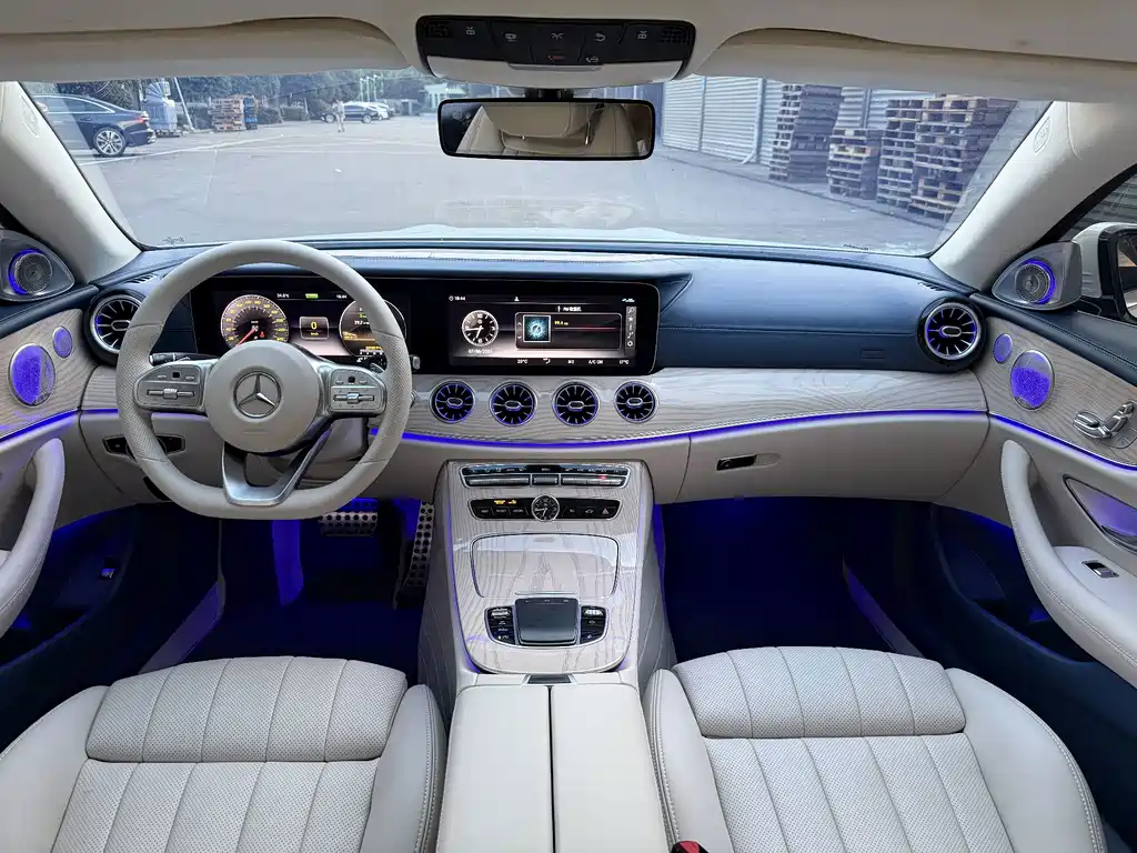 Mercedes-Benz E-Class (Import) — фото 18
