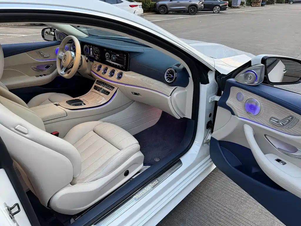 Mercedes-Benz E-Class (Import) — фото 5