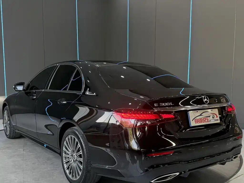 Mercedes-Benz E-Class (Import) — фото 8