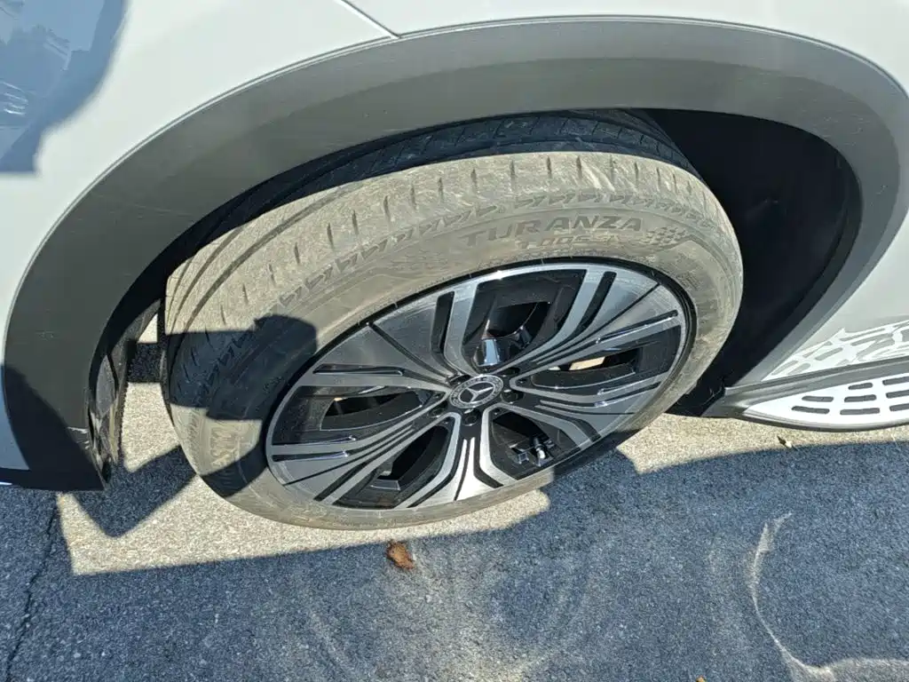 Mercedes-Benz EQE SUV — фото 23